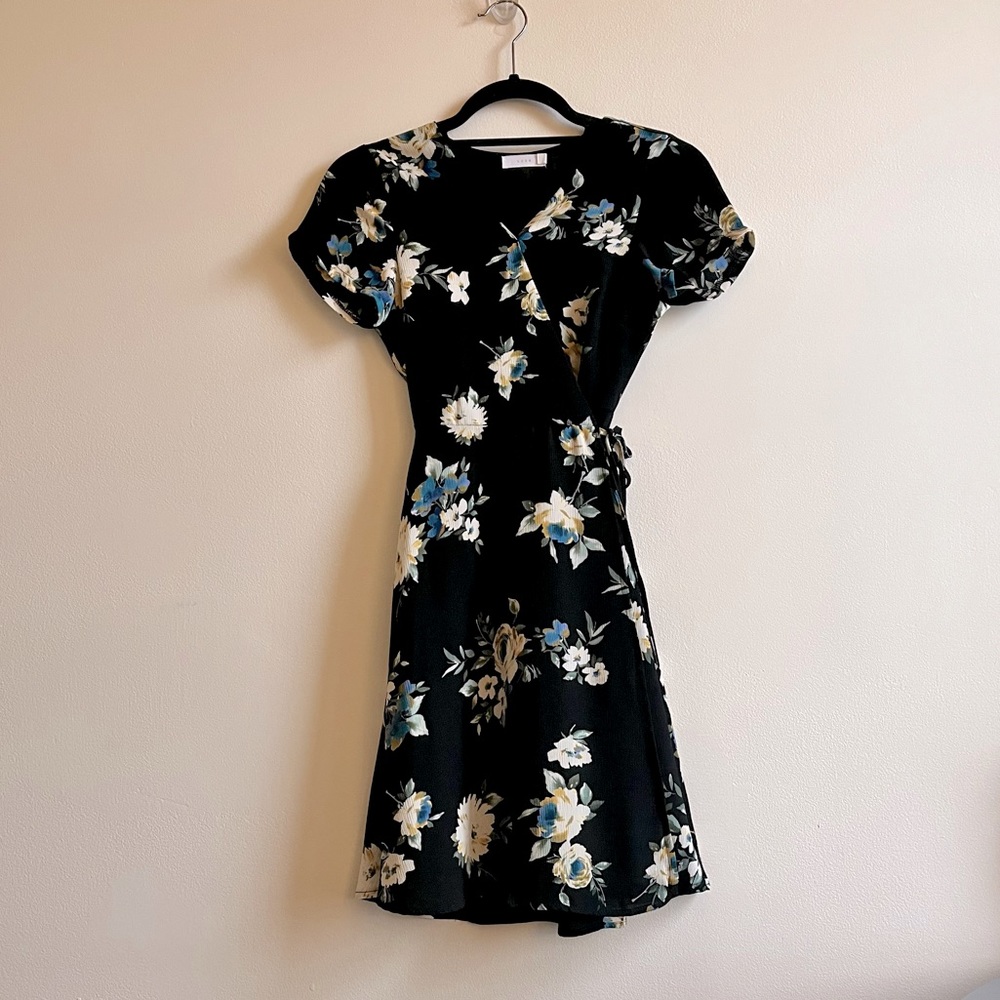 Nordstrom Black Floral Wrap-Front Midi Dress, XS